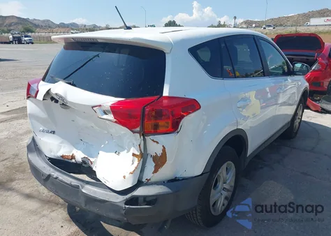 2015 Toyota Rav4 Le z USA, uszkodzony, nr VIN 2T3ZFREV8FW229707